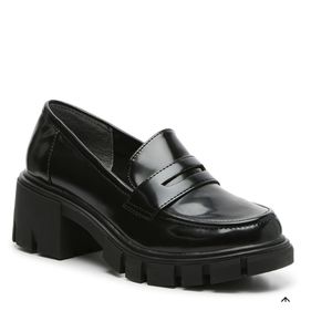 Crown vintage sage penny loafer